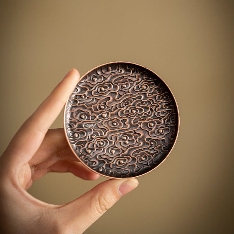 Aged Alloy Teacup Coaster with Auspicious Cloud PatternaccessoiresAnyee TeaAged Alloy Teacup Coaster with Auspicious Cloud Pattern