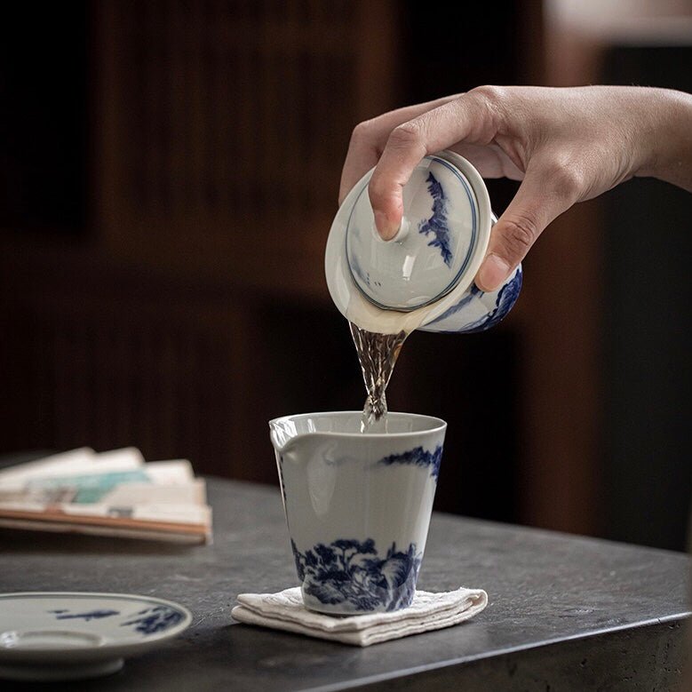 Antique Blue and white Ceramic Tea Set in Gift Box for HometeasetsAnyee TeaAntique Blue and white Ceramic Tea Set in Gift Box for Home