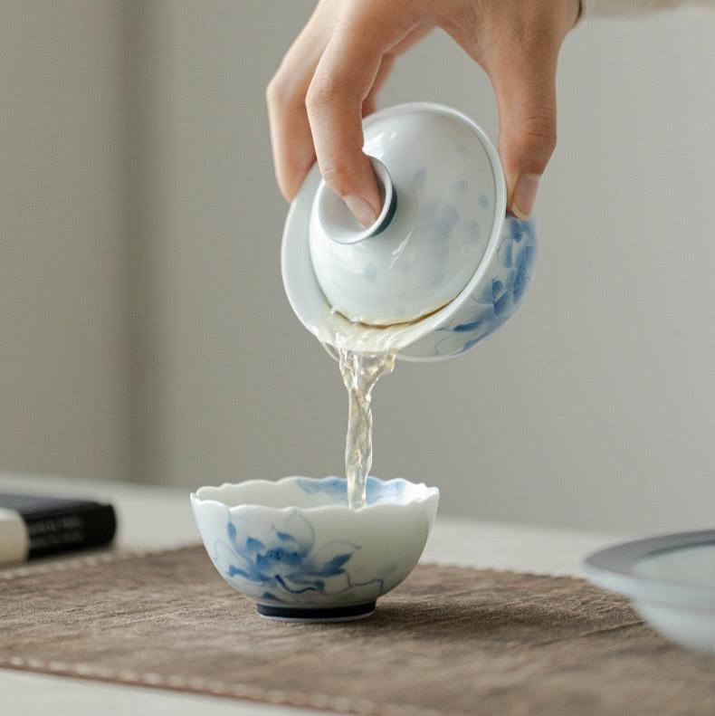 Blue Lotus Underglaze Hand Painted GaiwanGaiwanAnyee TeaBlue Lotus Underglaze Hand Painted Gaiwan