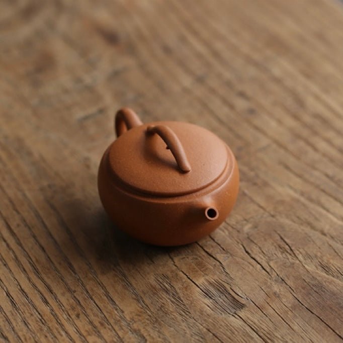 Golden Alchemy Cauldron Huang Jiangpo Yixing Teapotyixing teapotAnyee TeaGolden Alchemy Cauldron Huang Jiangpo Yixing Teapot