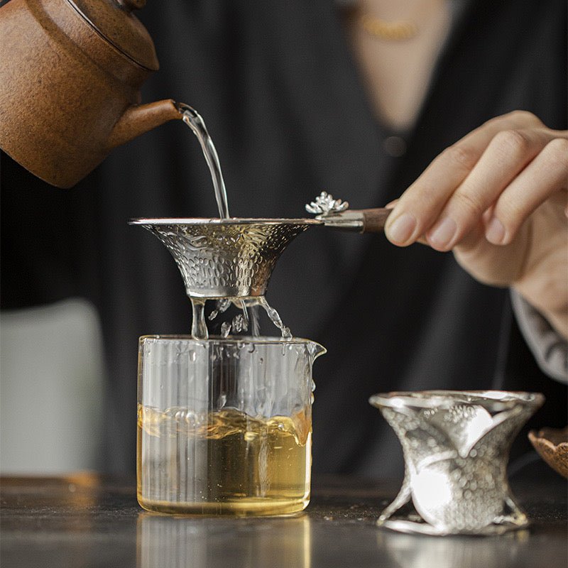 Hammered Lotus Patterned Tea Strainer and Filter accessoriesAnyee TeaHammered Lotus Patterned Tea Strainer and Filter accessories