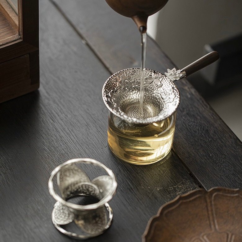 Hammered Lotus Patterned Tea Strainer and Filter accessoriesAnyee TeaHammered Lotus Patterned Tea Strainer and Filter accessories