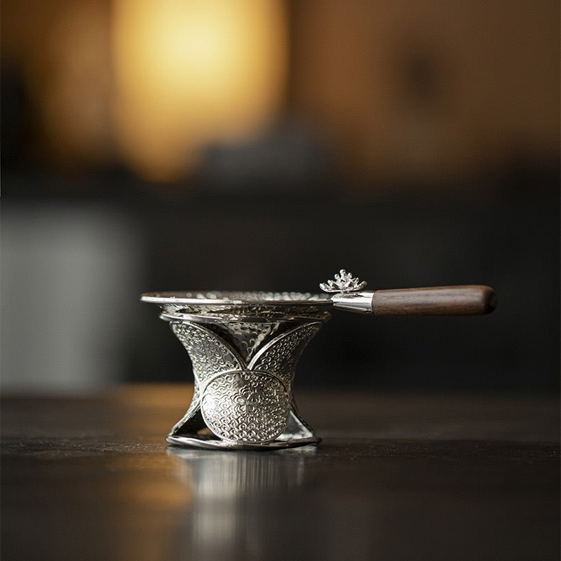 Hammered Lotus Patterned Tea Strainer and Filter accessoriesAnyee TeaHammered Lotus Patterned Tea Strainer and Filter accessories