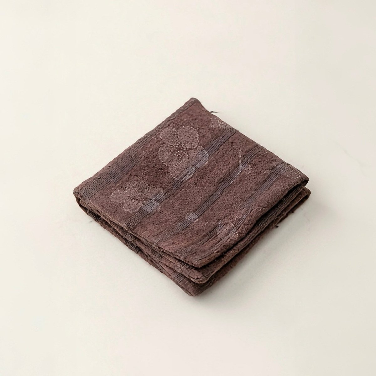 Hand Dyed Burned Flower Patterned Pure - cotton Absorbent and Soft Tea TowelsaccessoiresAnyee TeaHand Dyed Burned Flower Patterned Pure - cotton Absorbent and Soft Tea TowelsBlossom (Dark Brown)