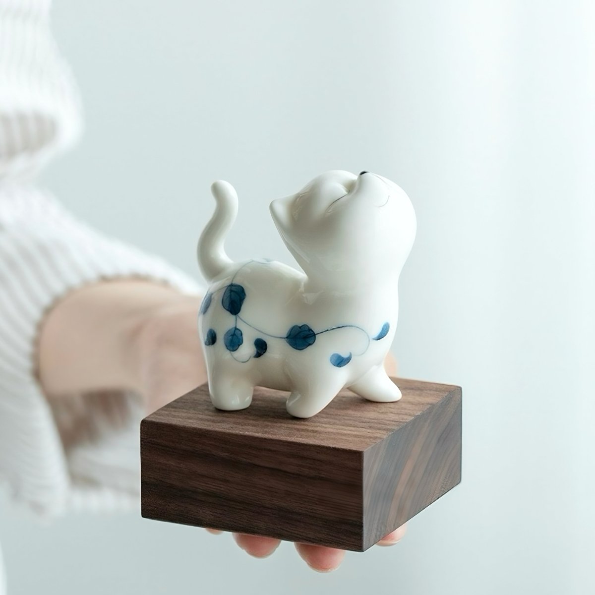 Hand - painted Ceramic Cat Tea Pet OornamentsaccessoiresAnyee TeaHand - painted Ceramic Cat Tea Pet OornamentsMoth Orchid