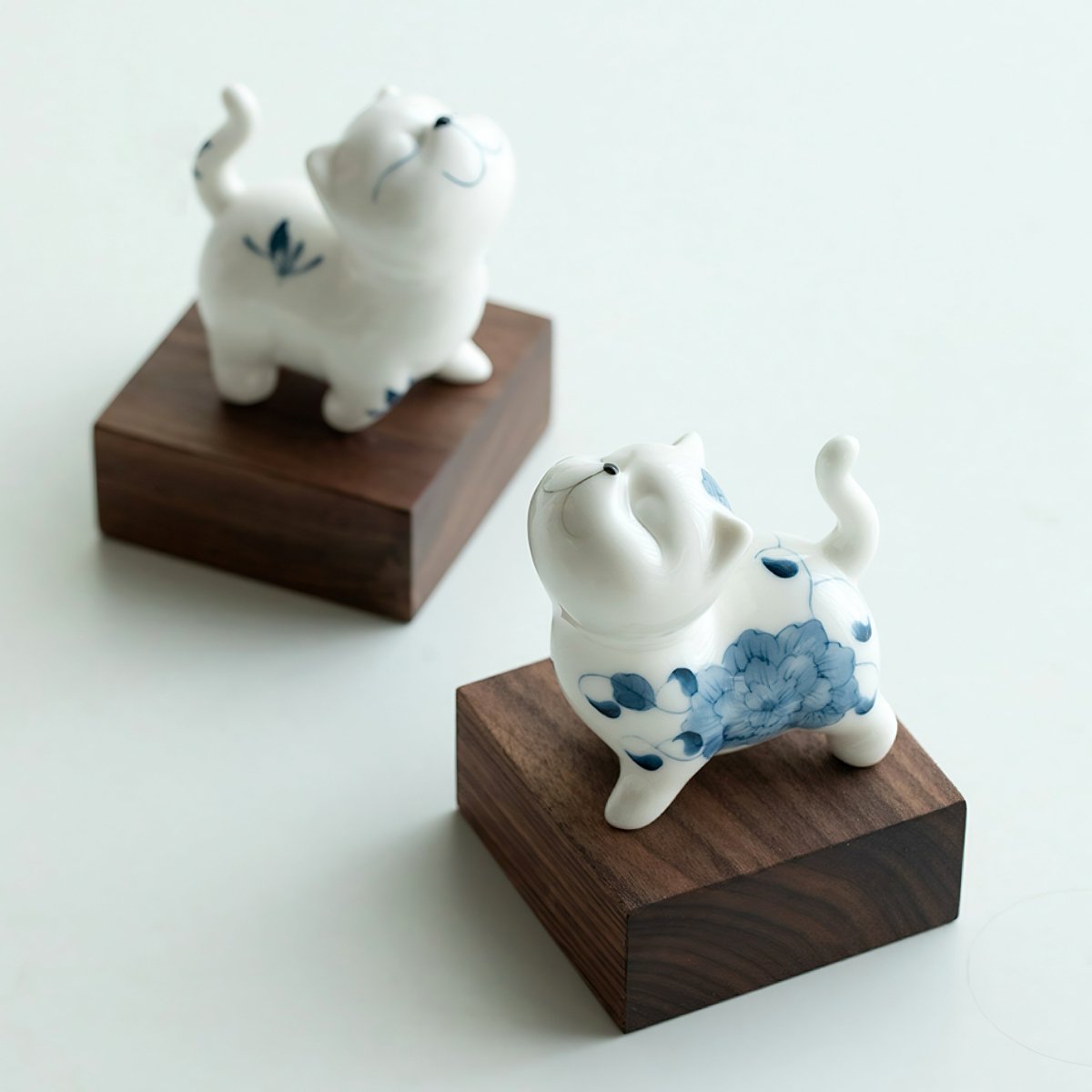 Hand - painted Ceramic Cat Tea Pet OornamentsaccessoiresAnyee TeaHand - painted Ceramic Cat Tea Pet OornamentsMoth Orchid