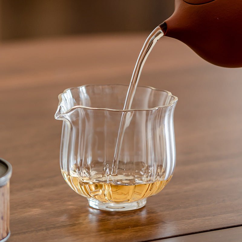 Melon Ribbed Transparent Heat Resistant Glass Small Lotus Flower Fairway Cup Tea MugaccessoiresAnyee TeaMelon Ribbed Transparent Heat Resistant Glass Small Lotus Flower Fairway Cup Tea Mug