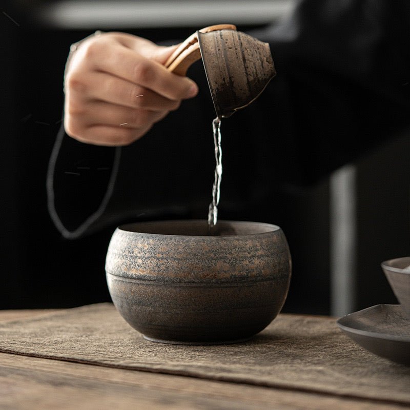 Rough Pottery Tea Washing Basin with Iron GlazeaccessoiresAnyee TeaRough Pottery Tea Washing Basin with Iron Glaze