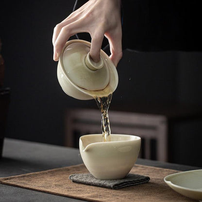 Ash-Glazed Gaiwan and Cups