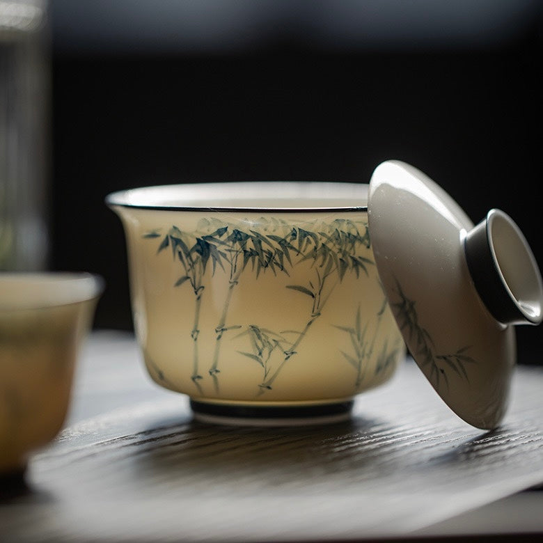 Jade Porcelain Under-Glaze Blue Hand-Painted Tea Bowl Gaiwan Tea Cup with Bamboo Design