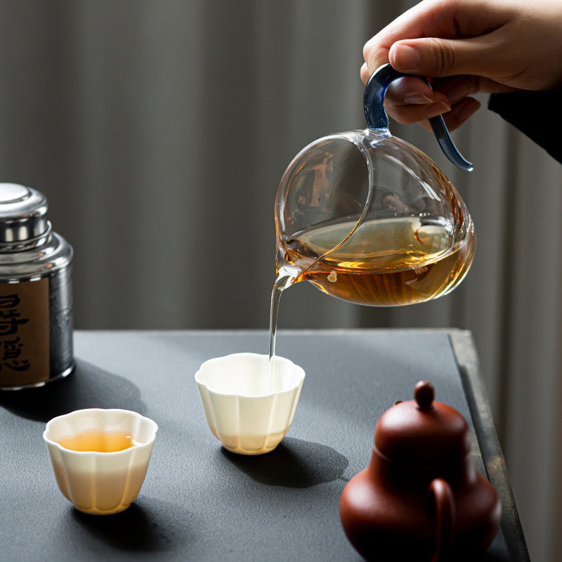 Wave-adorned Gongdao Cup with Borosilicate Glass for Fair Tea