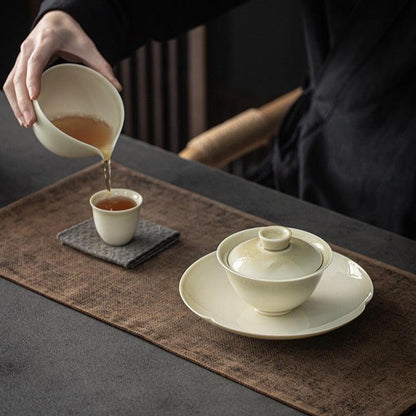 Ash-Glazed Gaiwan and Cups