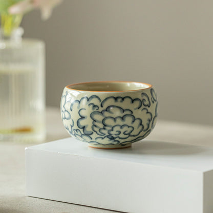 Auspicious Cloud Patterned Ruyao Ceramic Teacup