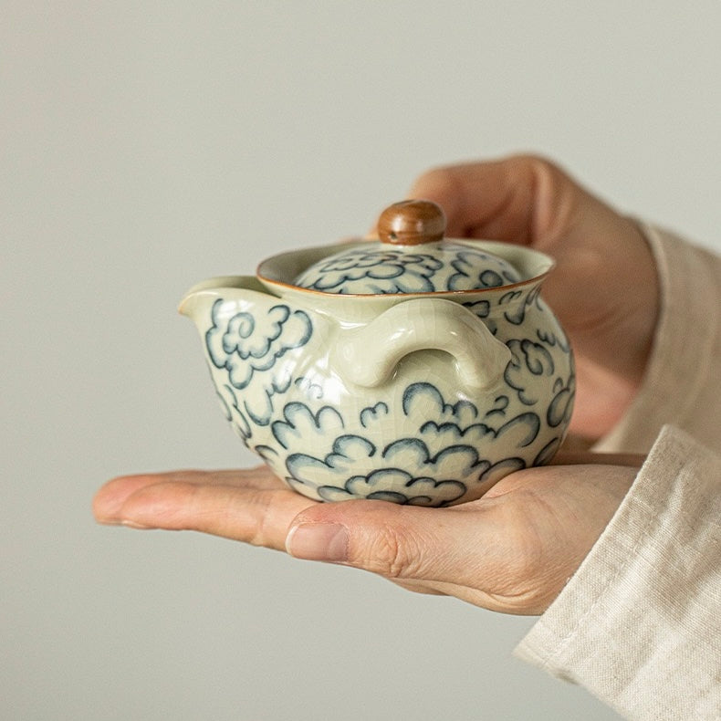 Xiangyun Handheld Teapot Retro Ceramic Gaiwan for Home Use