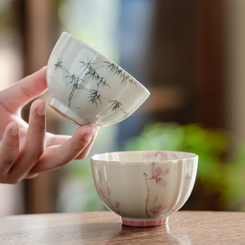 Underglaze Hand-painted Round Lotus Matching Teacups