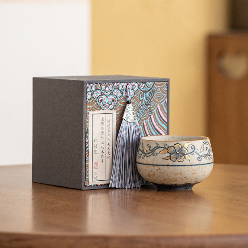 Hand-painted Blue and White Porcelain Flint Red Arhat Teacup