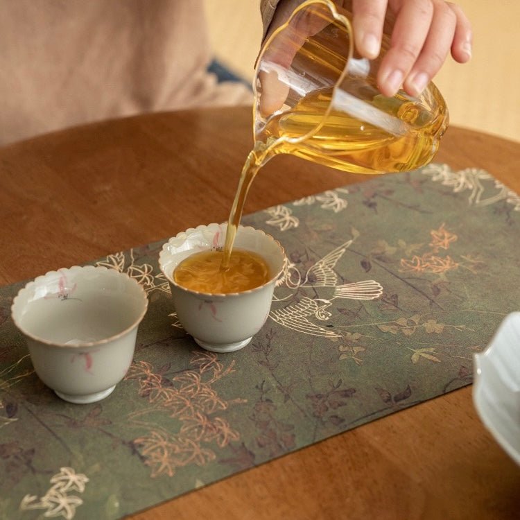 Chinese Style Cloud Yarn Satin Double Sided Swallow Tea MataccessoiresAnyee TeaChinese Style Cloud Yarn Satin Double Sided Swallow Tea Mat