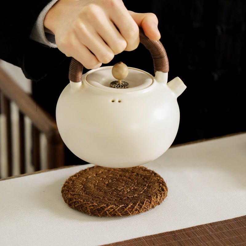 Chinese Style Hand Made thickened Bamboo Woven Heat Insulating Tea MatsAnyee TeaChinese Style Hand Made thickened Bamboo Woven Heat Insulating Tea MatsThickness 1cm, diameter 10.3cm