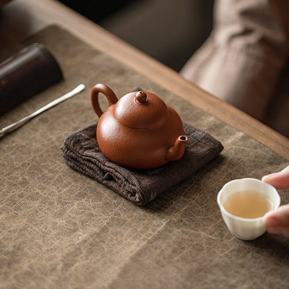 Hand Dyed Burned Flower Patterned Pure - cotton Absorbent and Soft Tea TowelsaccessoiresAnyee TeaHand Dyed Burned Flower Patterned Pure - cotton Absorbent and Soft Tea TowelsRabbit (Dark Brown)
