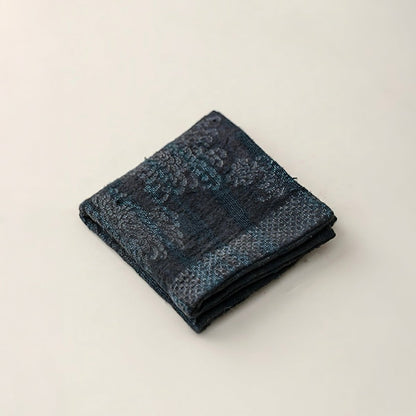 Hand Dyed Burned Flower Patterned Pure - cotton Absorbent and Soft Tea TowelsaccessoiresAnyee TeaHand Dyed Burned Flower Patterned Pure - cotton Absorbent and Soft Tea TowelsChrysanthemum Rhyme (Dark Blue)