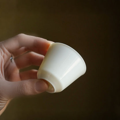 Handmade Thin Bodied Apricot White Ceramic TeacupTeacupsAnyee TeaHandmade Thin Bodied Apricot White Ceramic Teacup