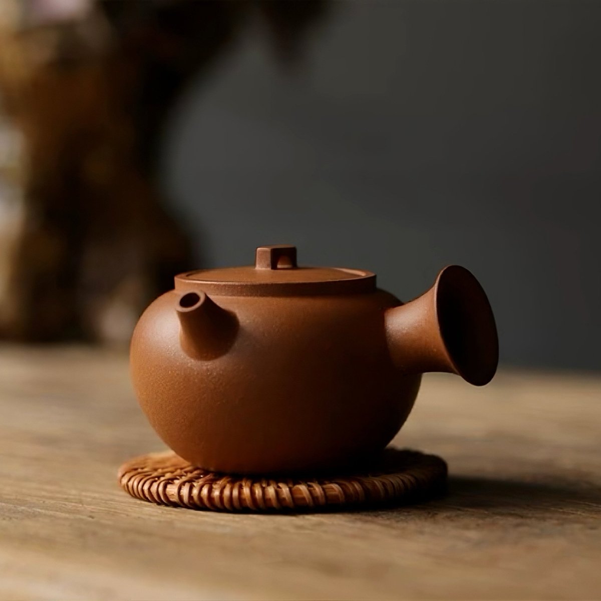 Tang Style Feather Huang Jiangpo Yixing Teapotyixing teapotAnyee TeaTang Style Feather Huang Jiangpo Yixing Teapot
